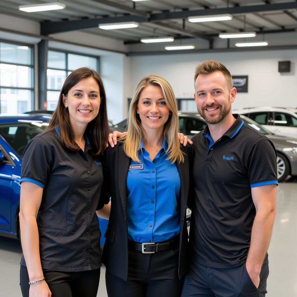 Freundliches Kundenservice-Team des Autohaus Luchtenberg GmbH in Leverkusen.