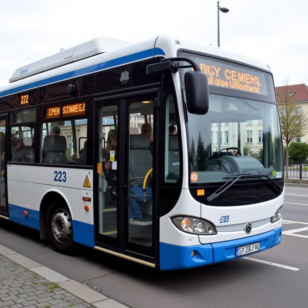 Ein Bus der Linie 223 in Leverkusen