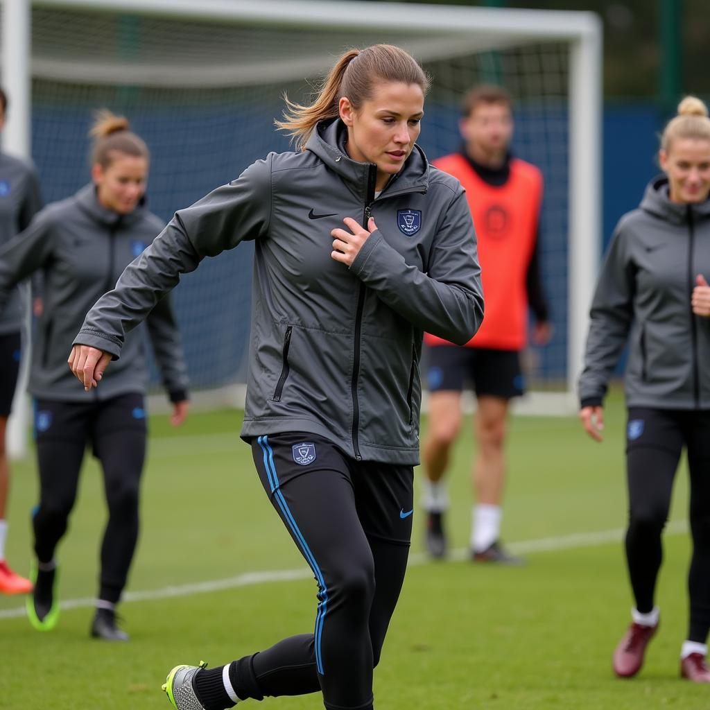 Anne Schuderer beim Training mit der Mannschaft