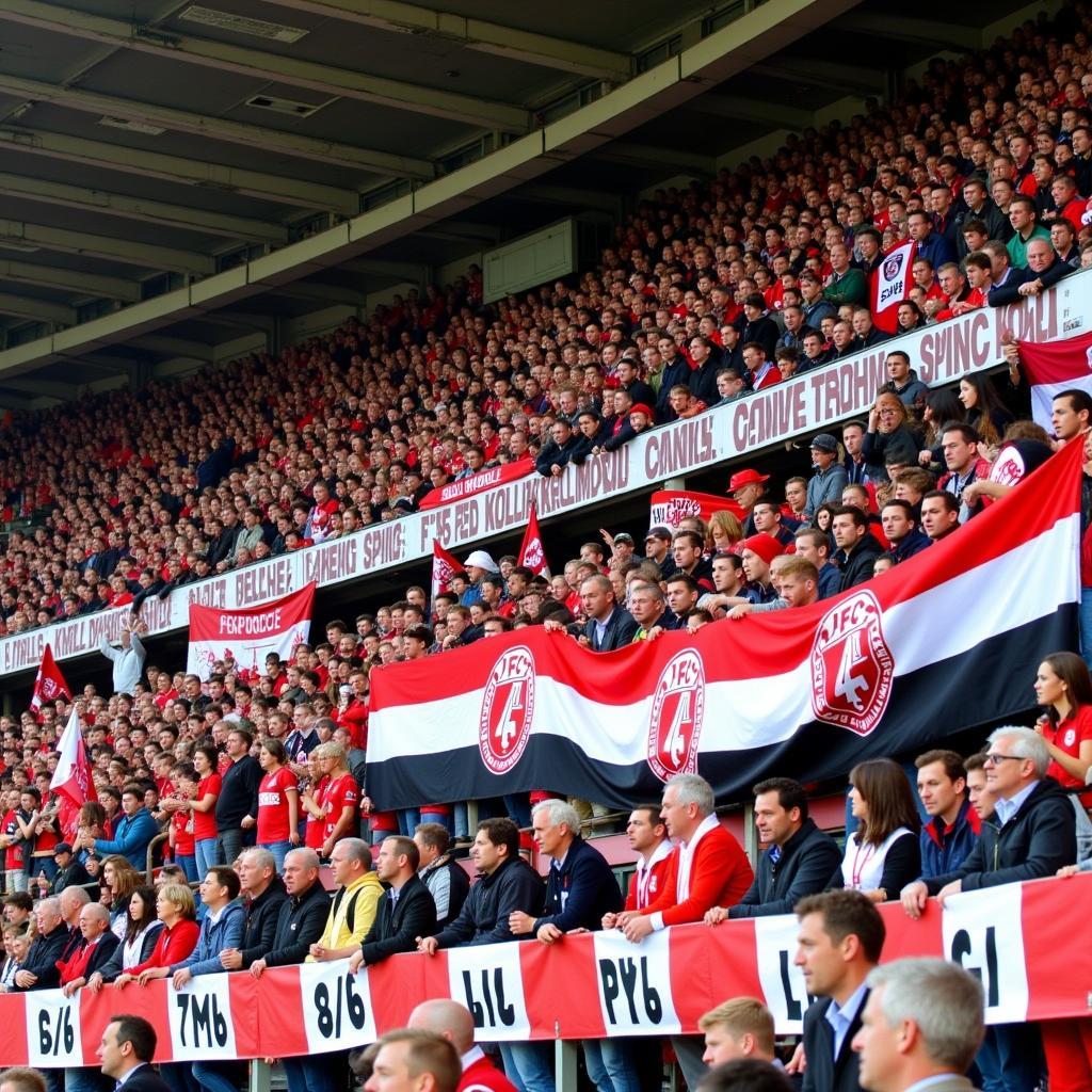 Fans von 1.FC Köln und Bayer Leverkusen im Stadion